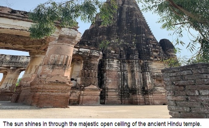 Ancient Hindu Temple in Pakistan Opens to Worshippers